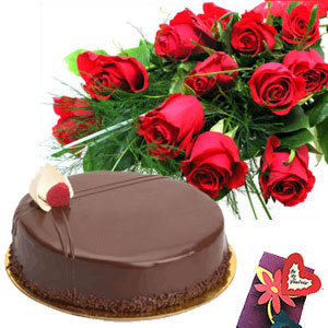 8 Red Roses with 1/2 kg chocolate cake